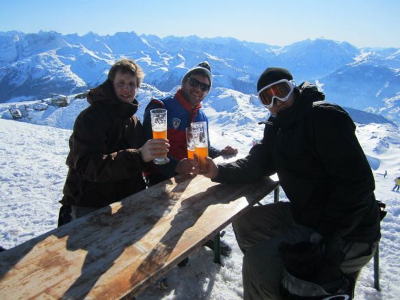 420964_3113326624993_1019246534_32754158_637129148_n